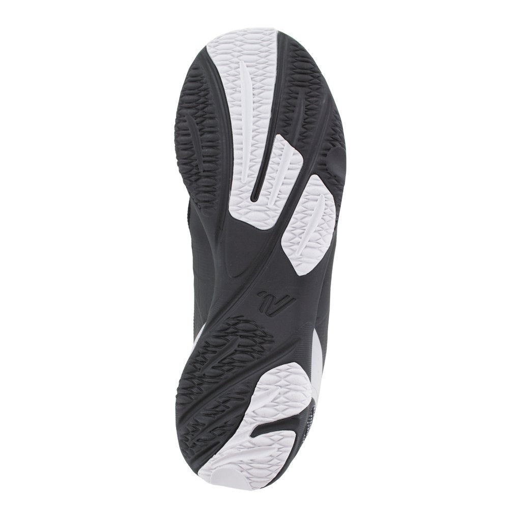 Varsity Black Ascend Sizes 11C-4.5